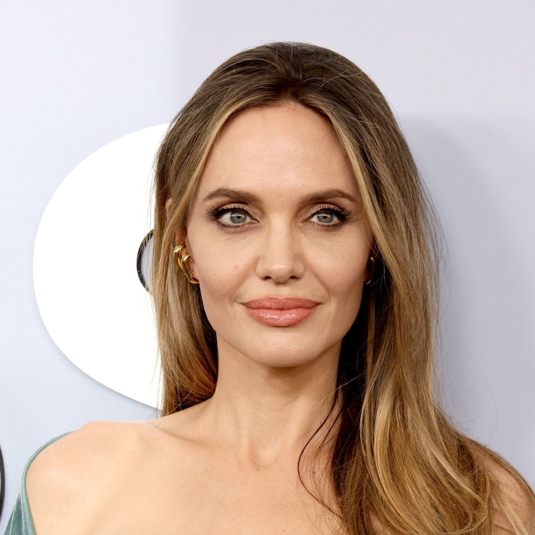 Angelina Jolie wants Brad Pitt to drop lawsuit against her: 'Angelina has no choice'