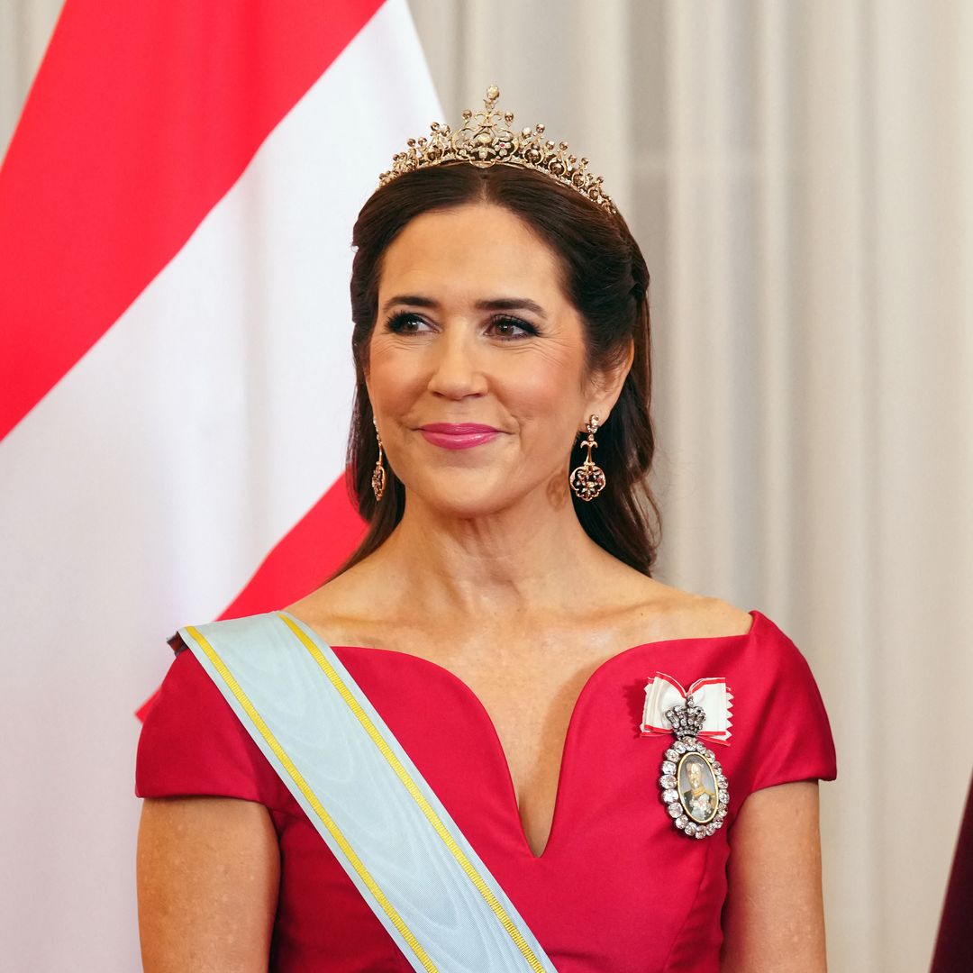 Mary of Denmark wields rifle and redefines royal protocol in military moment