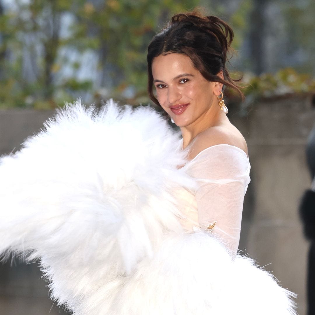 Is Rosalía sending a message to Rauw Alejandro? Birthstone, fox, and hidden signals in ‘Berghain’