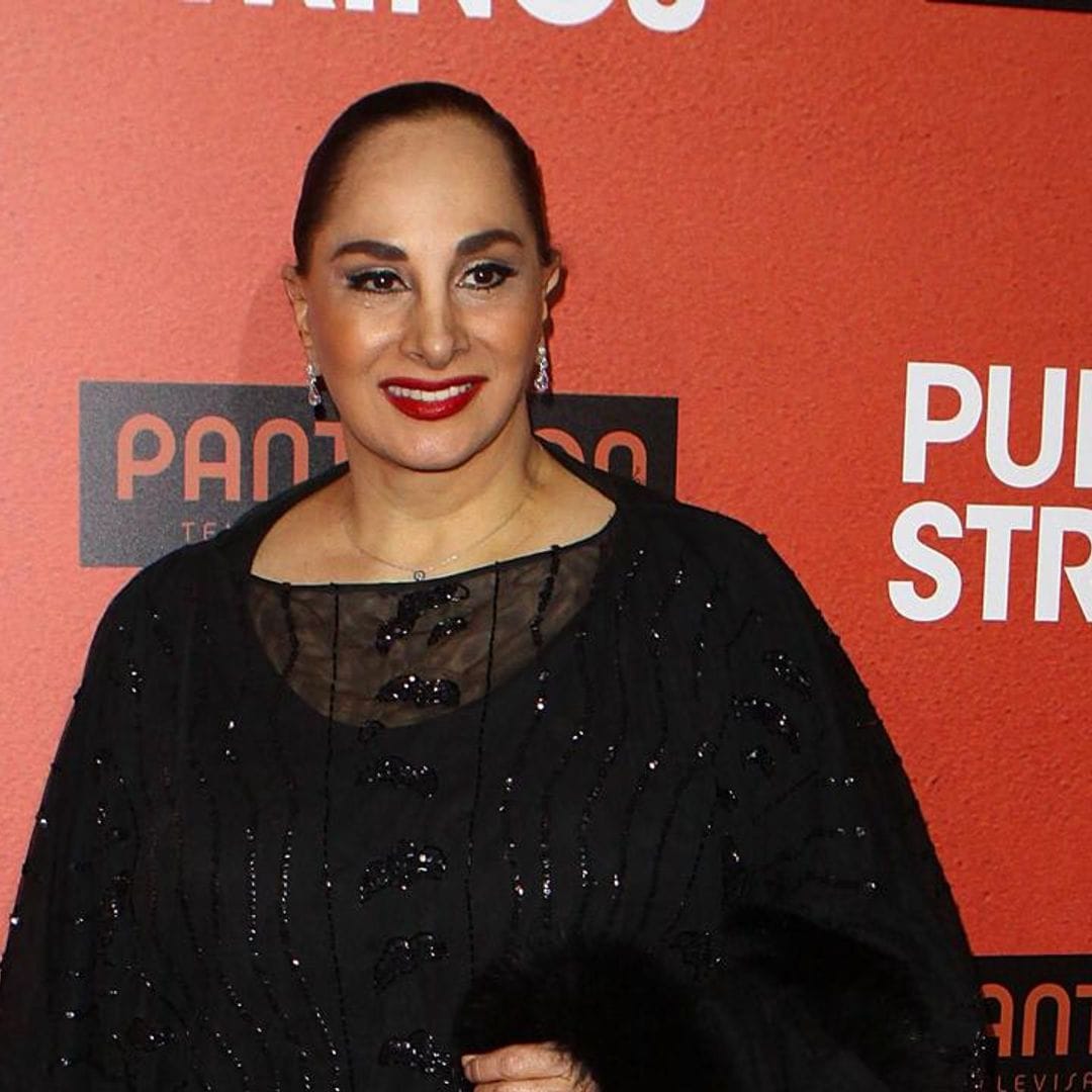 Paulina Rubio confirms the death of her mother Susana Dosamantes