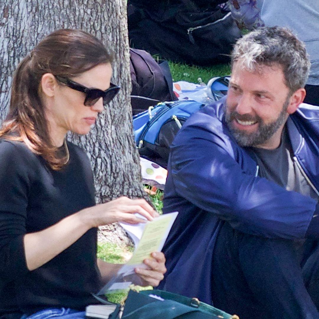 Ben Affleck rings in his 54th Birthday with Jennifer Garner and their kids Fin and Samuel
