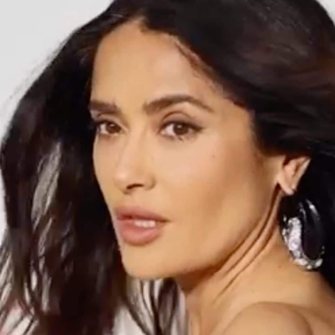 Salma Hayek turns up the heat with steamy sauna pics: ‘Sweating out the stress’