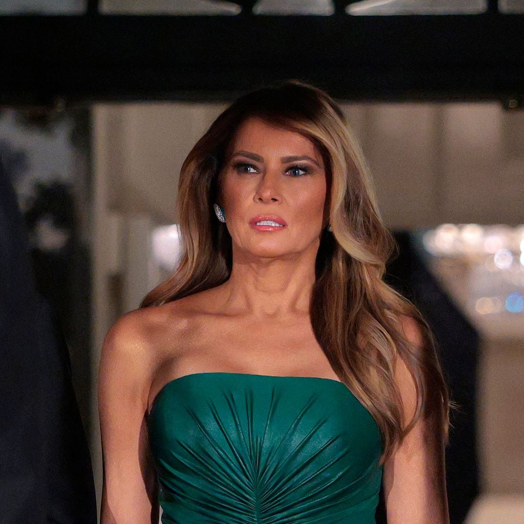 Melania Trump wears jewel-green strapless gown at White House state dinner with Saudi Crown Prince