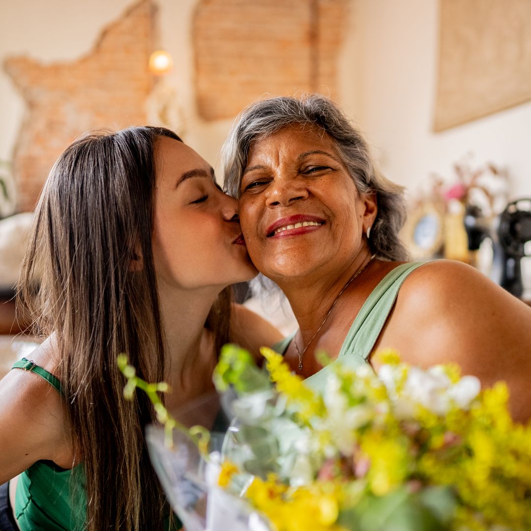 20 ways to say ‘mil gracias’: Thoughtful thank-you gifts for family, friends, and beyond