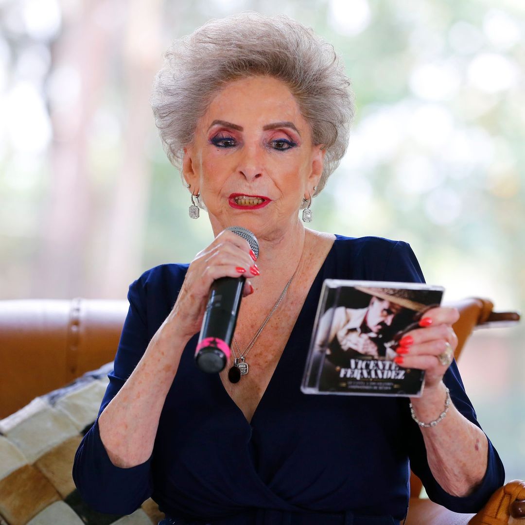 Doña Cuquita, widow of Vicente Fernández, sparks rumors of new love: The truth behind the viral clip