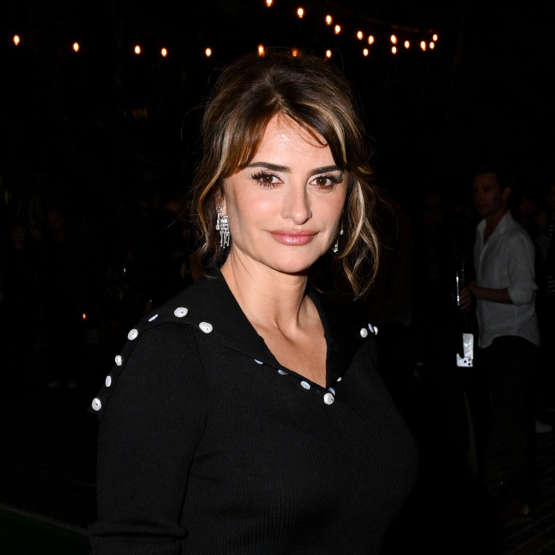 Penélope Cruz reaches out to young Venezuela earthquake survivor Fabiana Blanco
