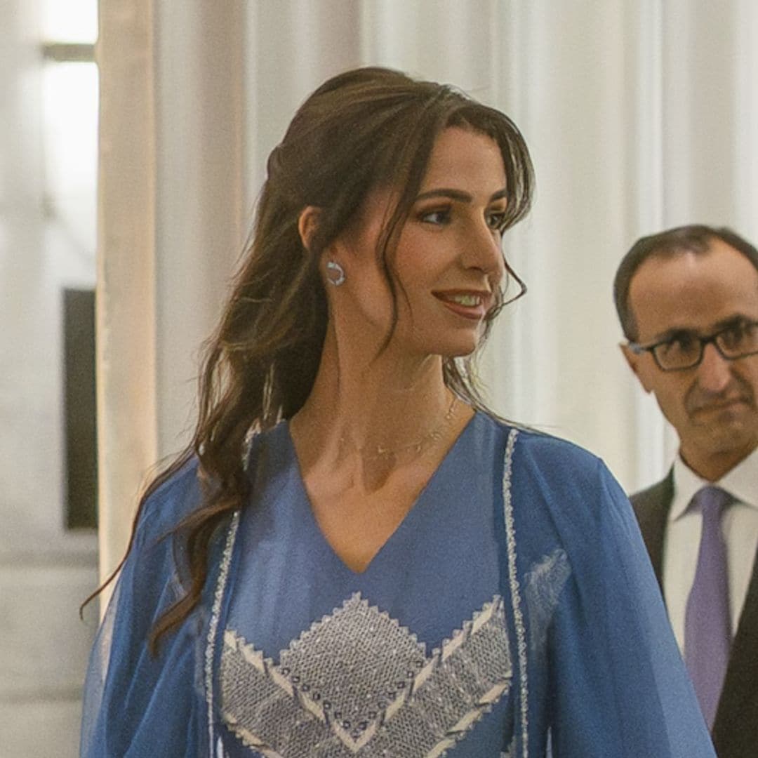 Rajwa of Jordan trades Haute Couture for tradition, stealing the show