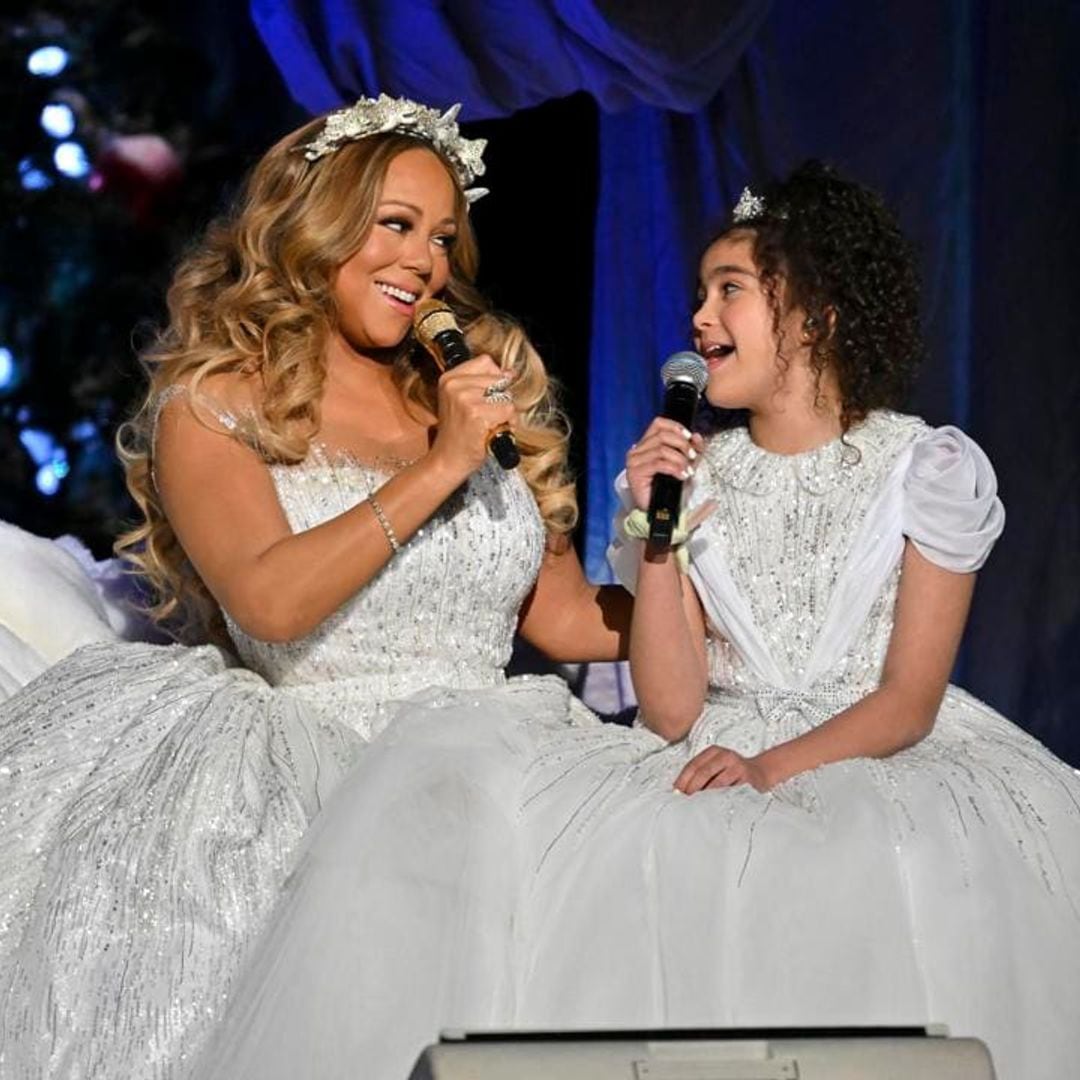 Mariah Carey and her daughter, Monroe, belted a classic holiday song while wearing matching outfits [VIDEO]