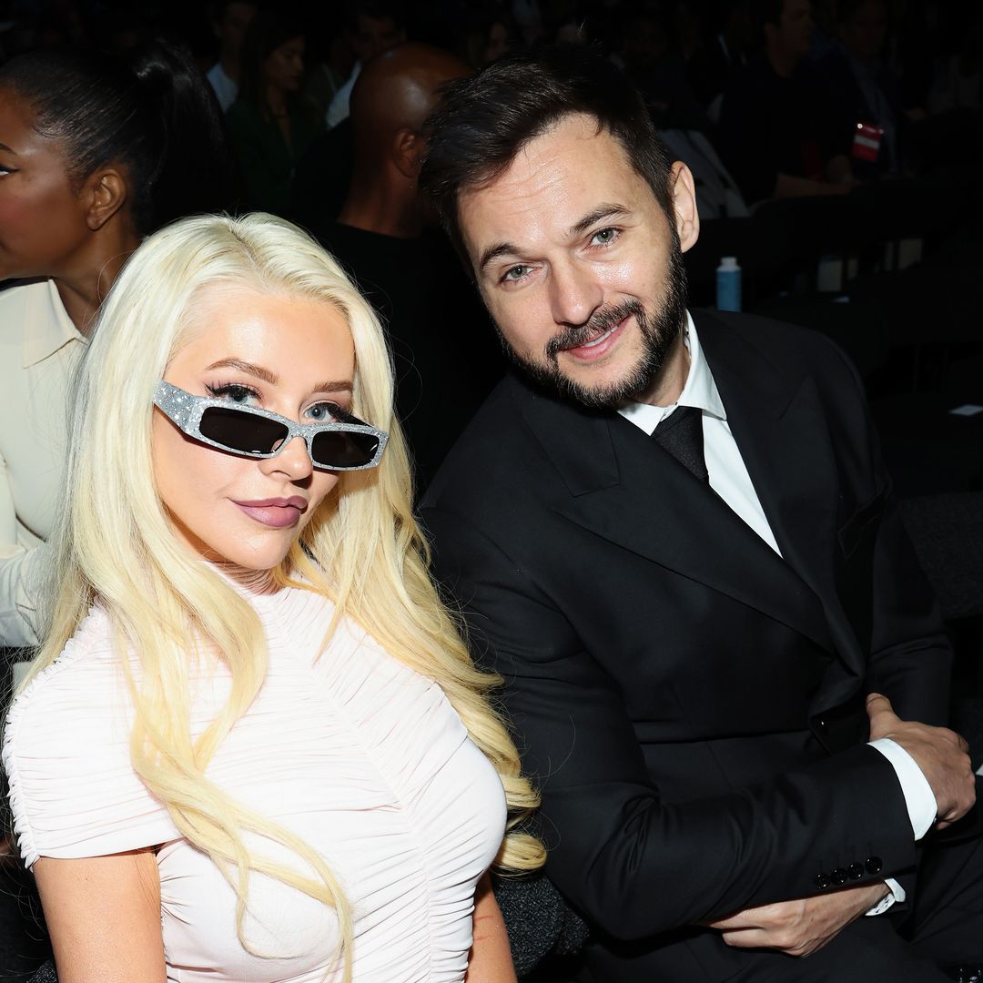 Christina Aguilera looks sexy and in love with Matthew Rutler, sharing the most romantic photos