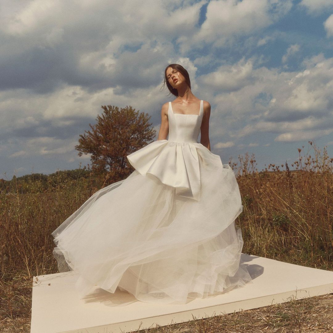 Goodbye Tradition: The 6 biggest wedding trends every bride needs to know in 2026