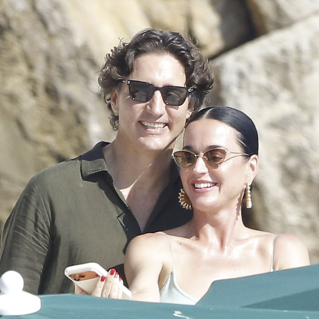 Justin Trudeau applies sunscreen to Katy Perry’s chest during South of France yacht day