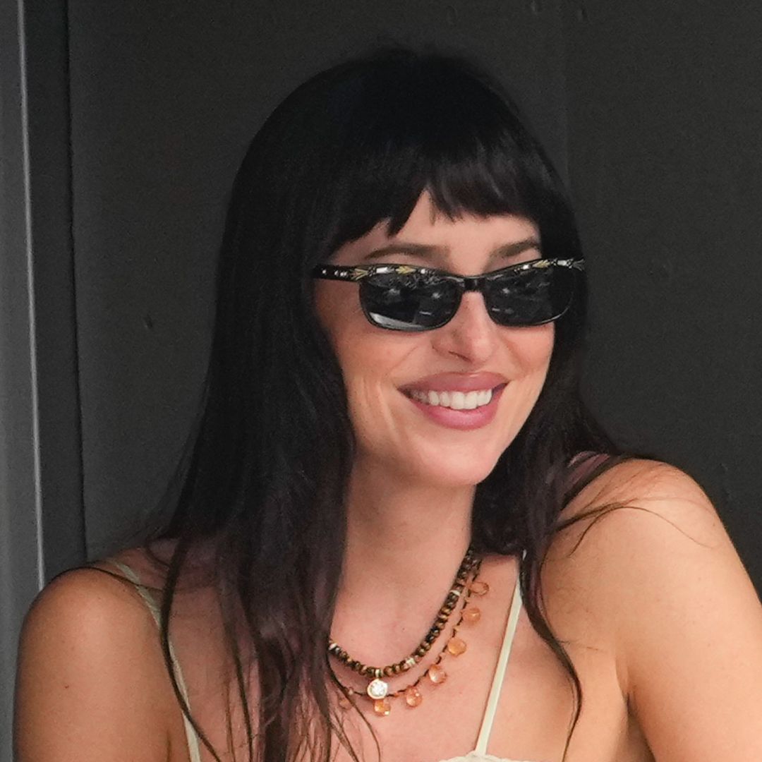 Dakota Johnson calls musicians “tricky motherf*s” amid Machine Gun Kelly romance rumors