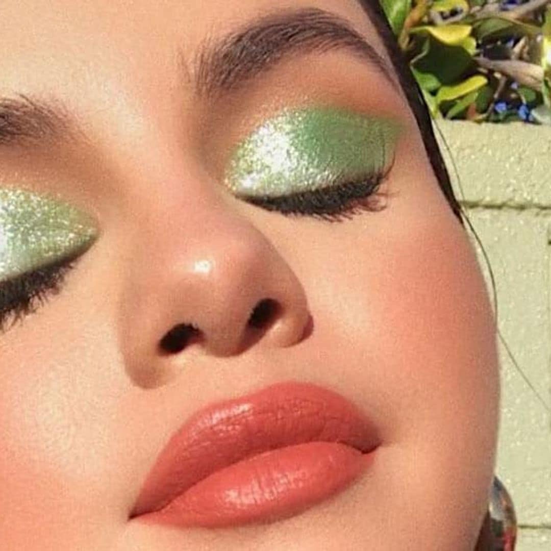 Selena Gomez Slays In This Season’s Hottest Makeup Trend