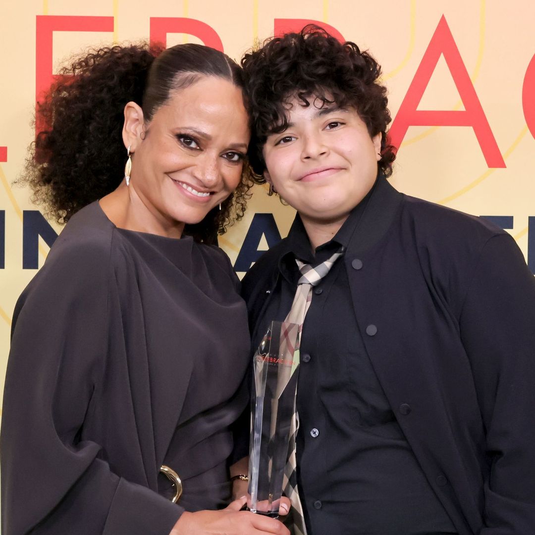 Judy Reyes honors her Dominican roots while celebrating Trailblazer Award with her son