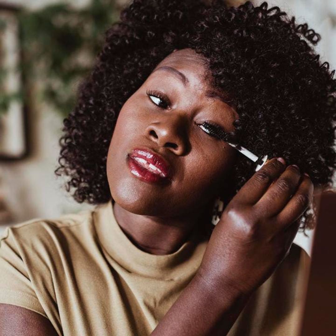 Lash expert reveals how you can get long, luscious lashes by New Year’s Eve