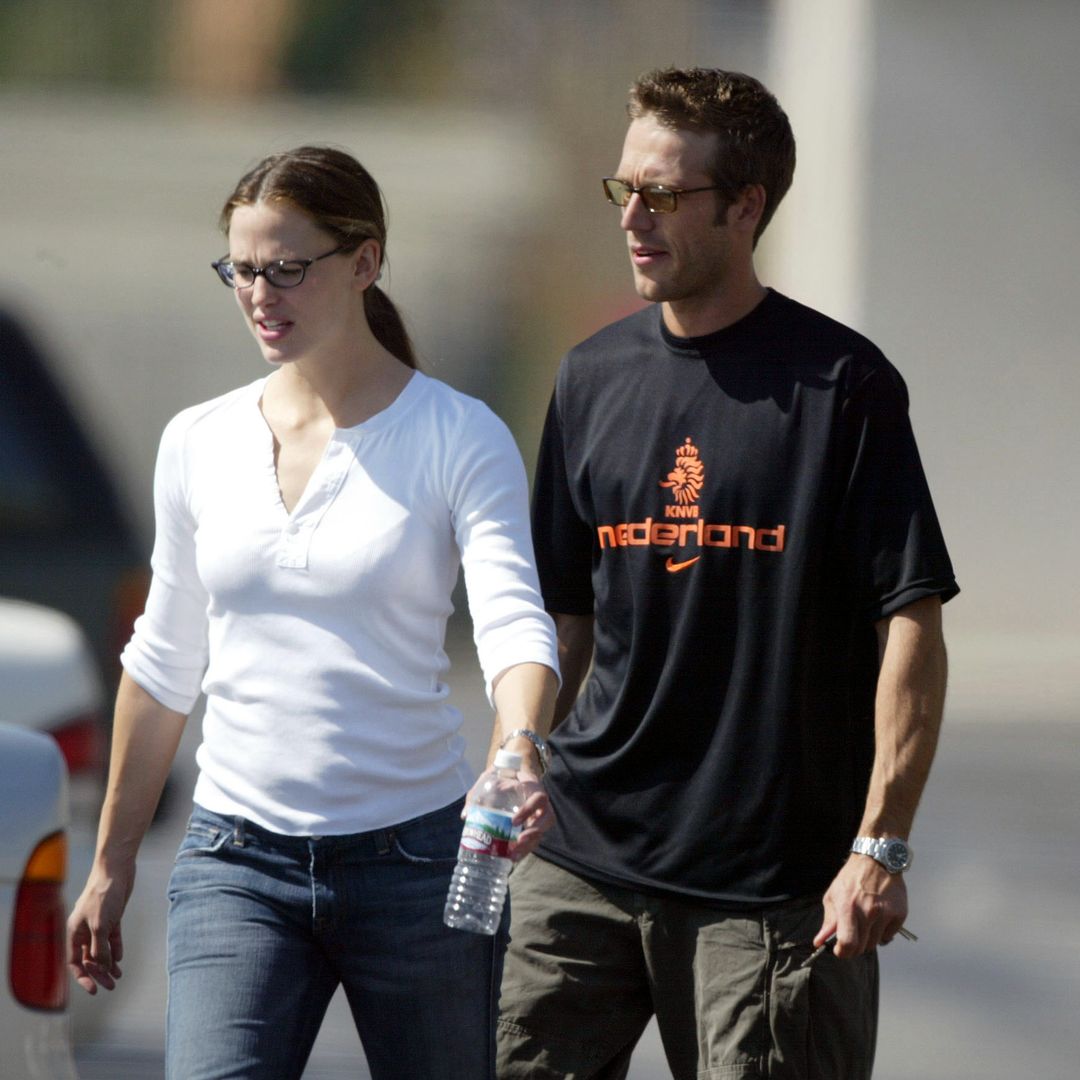 Jennifer Garner reunites with her very handsome ex