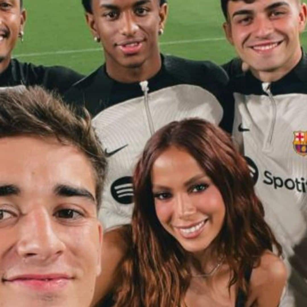 Anitta dances with FC Barcelona players and offers to play with them: ‘Welcome to the squad’