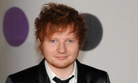 Un miembro de la realeza británica, accidentalmente, cortó el rostro del cantante Ed Sheeran