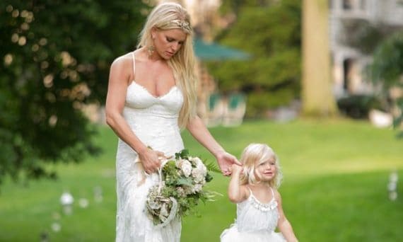 Jessica Simpson shares sweet snapshot from sister Ashlee's wedding