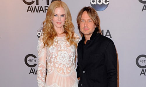 Nicole Kidman shines with husband Keith Urban at CMA Awards