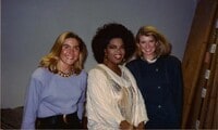 Martha Stewart shares 1982 throwback photo with Oprah