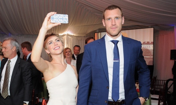 Julianne Hough and NHL star Brooks Laich are engaged