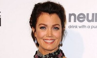 'Scandal's Bellamy Young wants Hillary Clinton to be president 'more than anything'