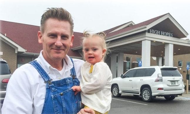 Rory Feek is 'trying to adjust' to life without Joey Feek as Indiana starts a new school