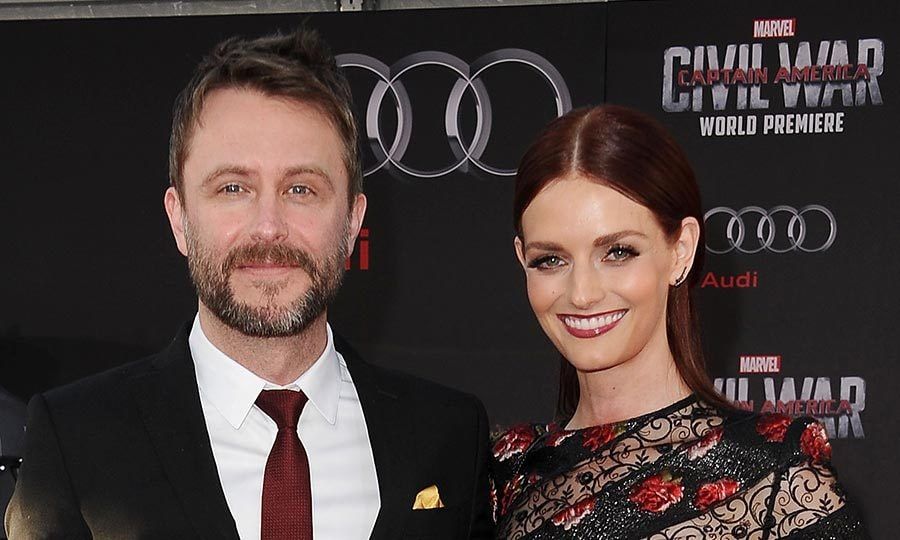 Lydia Hearst marries Chris Hardwick in a stunning Christian Siriano gown