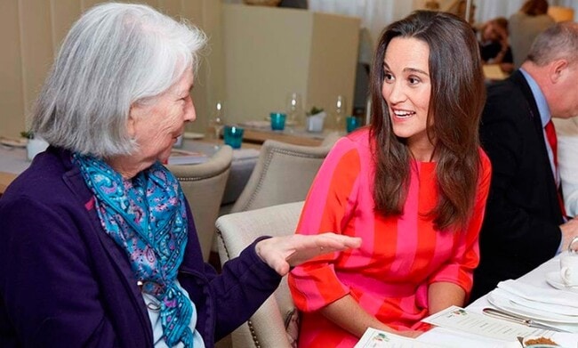 Pippa Middleton brings her healthy cooking to British Heart Foundation tea