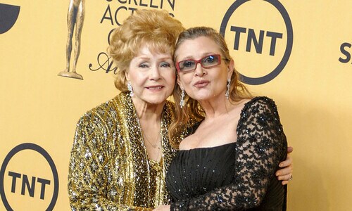 Debbie Reynolds breaks silence following daughter Carrie Fisher's death and more stars pay tribute