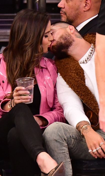 Maluma and girlfriend Natalia Barulich have major PDA moment at an NBA game