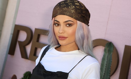 You need to see Kylie Jenner's purse closet that casually holds over 400 designer bags