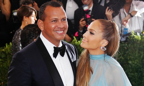 Jennifer Lopez drops over $24,000 on A-Rod's Valentine's Day gift