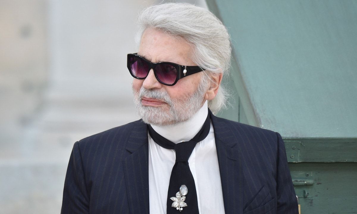 Salma Hayek and more give Karl Lagerfeld an emotional goodbye on social media