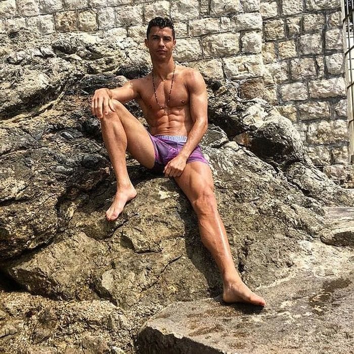 Cristiano Ronaldo Flaunts Is Cute Six-Packs Bod As He Models For