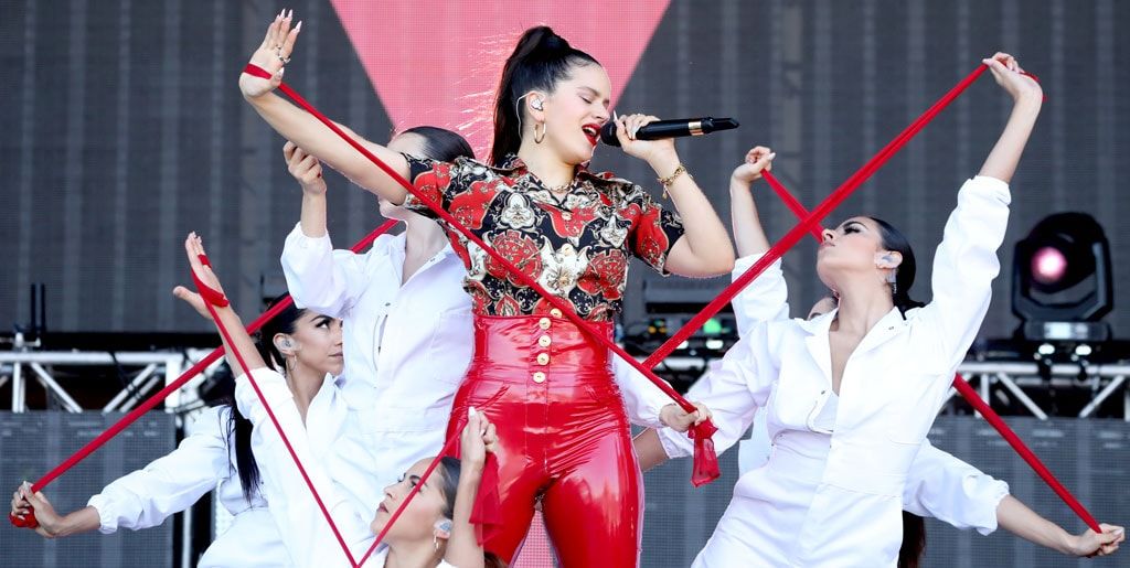 Gigi Hadid fangirls over Rosalía during New York City concert