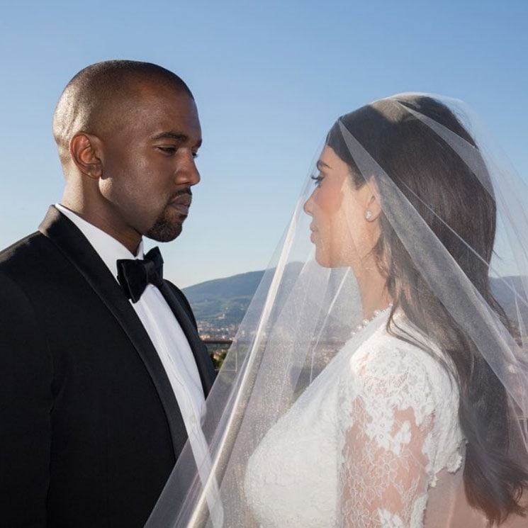 Kim Kardashian celebrates five year anniversary with Kanye West with sweet photos