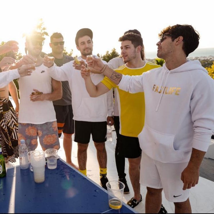 Joe Jonas celebrates bachelor party in