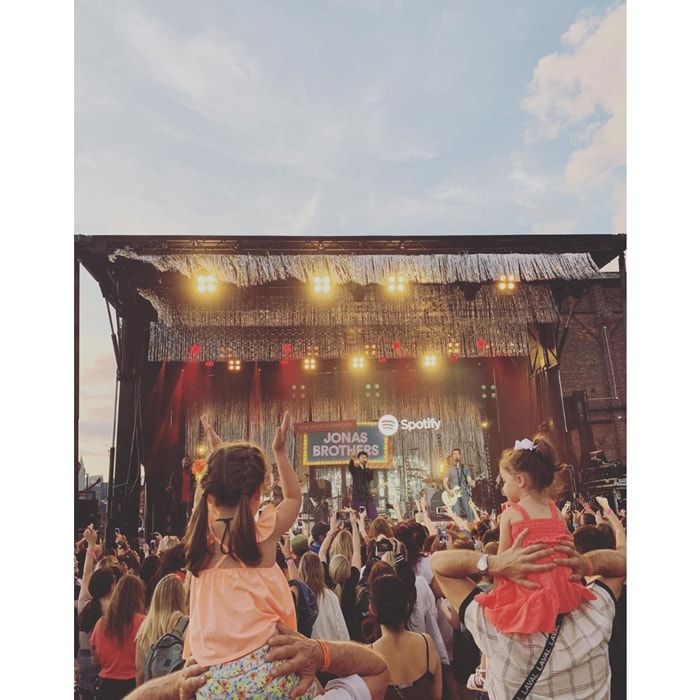 Kevin, Danielle Jonas' adorable daughters attend first Jonas Brothers show