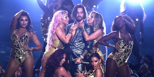Maluma reveals what happened after that infamous kiss with a dancer at the VMAs