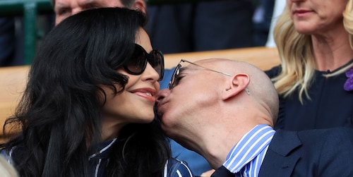 Jeff Bezos and Lauren Sanchez share a kiss during day date at Wimbledon
