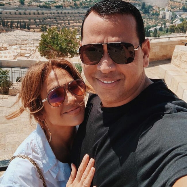 Jennifer Lopez reunites with Alex Rodriguez and gives him the 'best gift' 