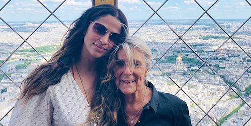 Camila Alves McConaughey bonds with her suegra as she turns 87