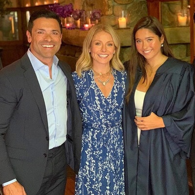 Kelly Ripa, Mark Consuelos are 'crying' as daughter starts college
