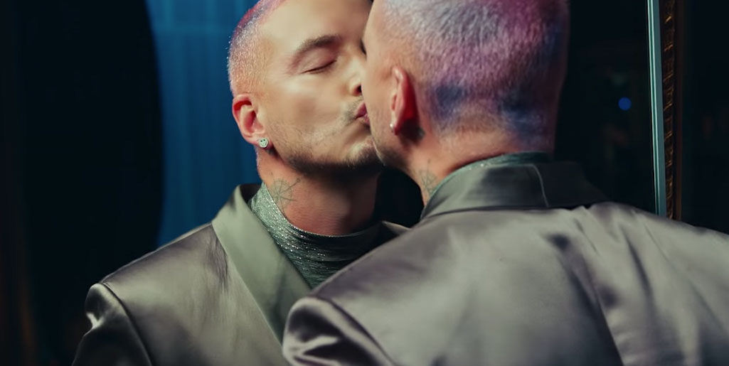 J Balvin makes out with his reflection in video for his first collab with Maluma ‘Que Pena’