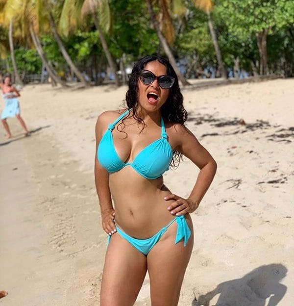 Latina Bikini Video