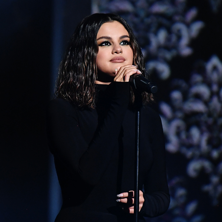 Selena Gomez reportedly had a 'panic attack' before her AMAs performance