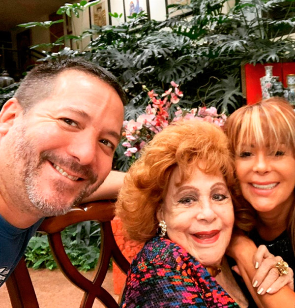 Alejandra Guzmán, Luis Enrique y su mamá, Silvia Pinal