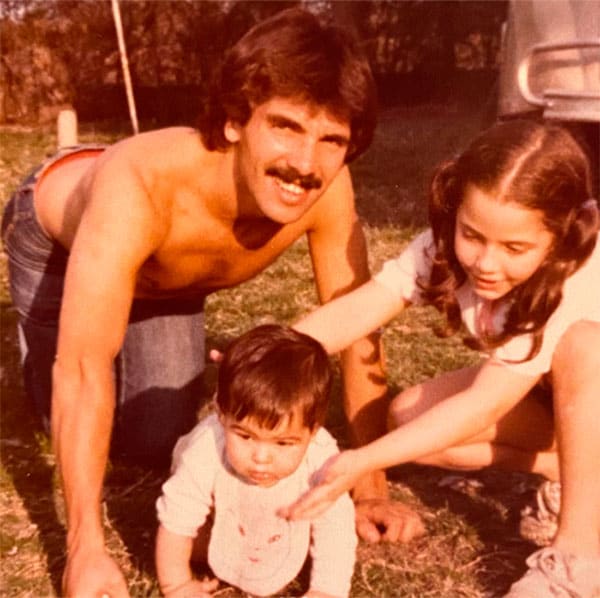Diego Verdaguer y sus dos hijas Gimena y Ana Victoria